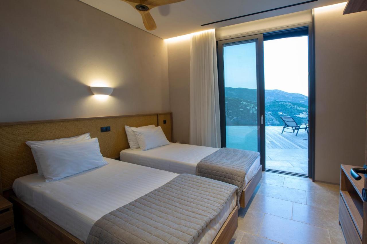 Blooms Of Sivota Bay - Luxury Villas With Private Heated Pool Extérieur photo