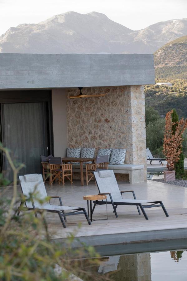 Blooms Of Sivota Bay - Luxury Villas With Private Heated Pool Extérieur photo